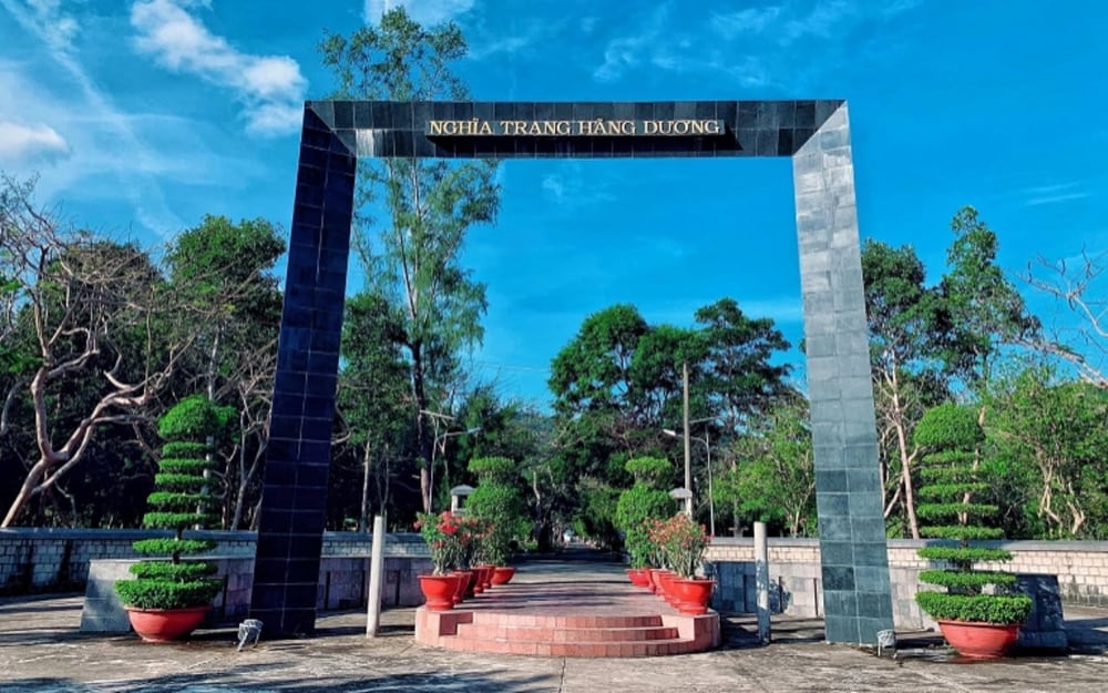 Nghĩa trang Hàng Dương